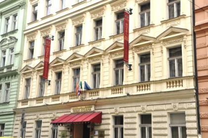 Hotel Malá Strana - image 1