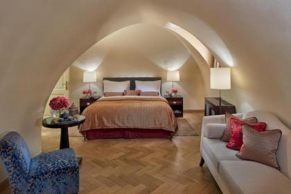 Mandarin Oriental Prague - image 18