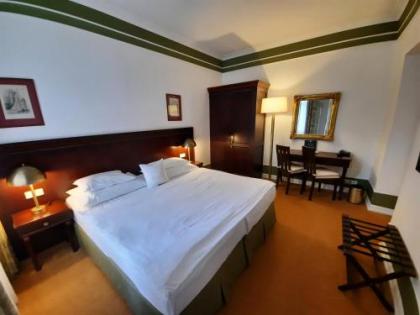 Antik Hotel Prague - image 8