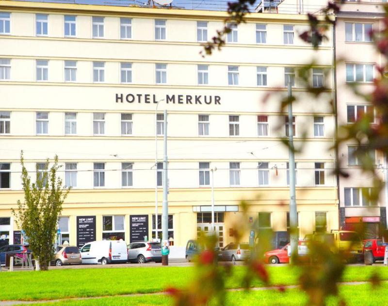 Hotel Merkur - image 4