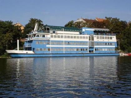 Botel Vodnik - image 1