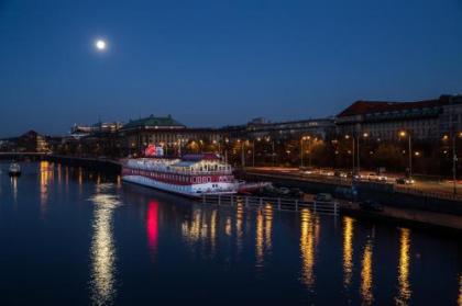 Botel Albatros - image 2