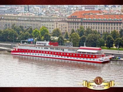 Botel Albatros - image 4