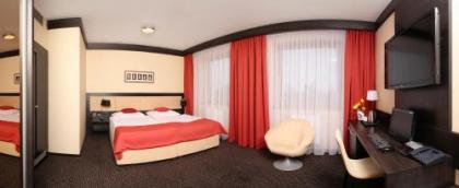 Hotel Lifestyle - image 11