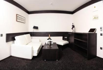 Hotel Lifestyle - image 15