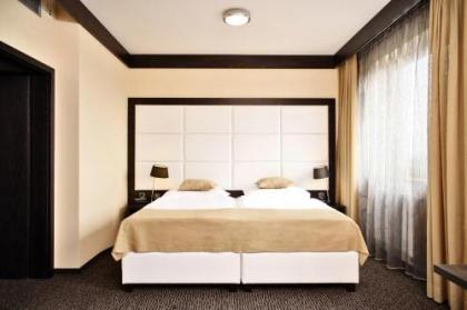 Hotel Lifestyle - image 17