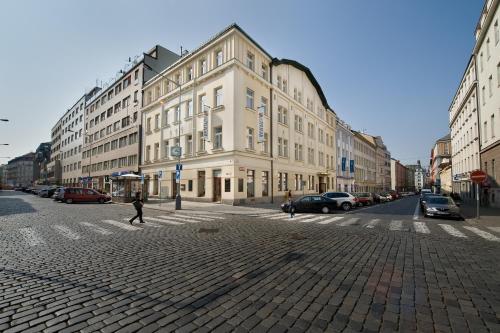 Hotel Sovereign Prague - image 2