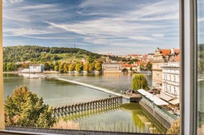 Charles Bridge Palace - image 2