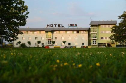 Hotel Imos - image 1