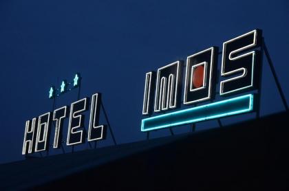 Hotel Imos - image 10