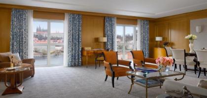 Four Seasons Hotel Prague - image 3