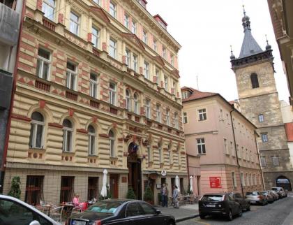 Novoměstský hotel - image 18