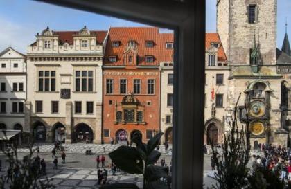 Prague Old Street Apartments - image 17