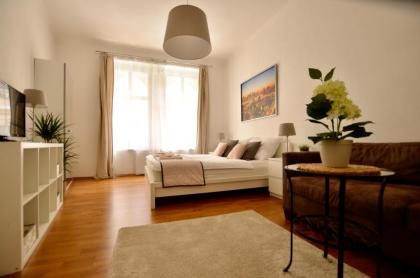 Beautiful Apartments in Prague - image 12