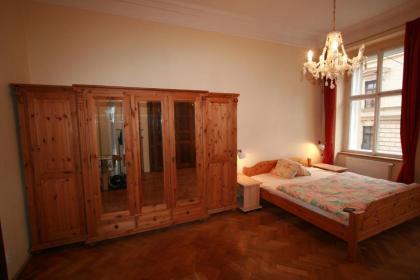 Apartment No 0B Petrinska 18 - Mala Strana - image 11