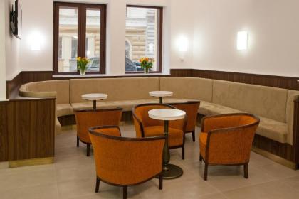 Hotel Ambiance - image 15