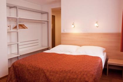 Hotel Ambiance - image 7