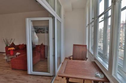 Spacious Prague View Apartment - image 15