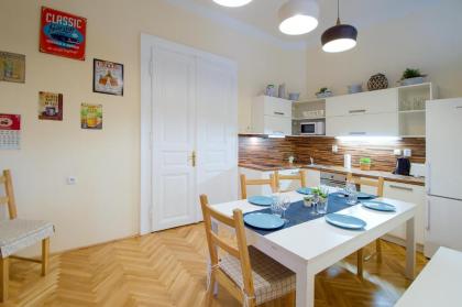 City Center Apartment Legerova - image 1