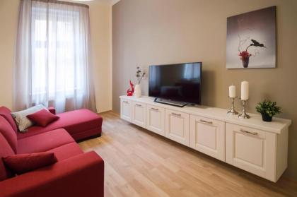 Apartment Za Poricskou branou - image 1