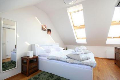 Grand Luxury Apartment Attic Klimentska - image 14