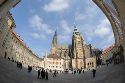 Charles bridge apartment - image 7