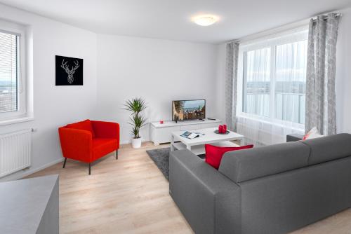 CityWest Apartments - image 7