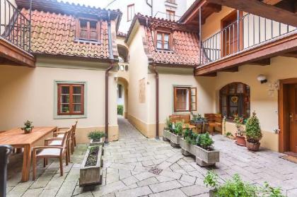 Romantic apt. in Historic area / Charles Bridge - image 3