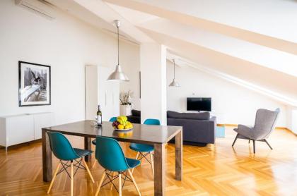 Luxurious Woodrow Wilson apt in Prague centre - image 14