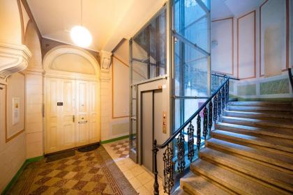 Luxurious Woodrow Wilson apt in Prague centre - image 16