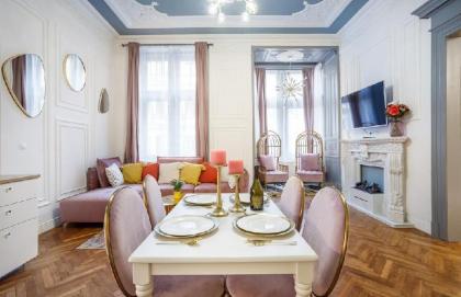 President - a luxurious apartment in Prague - image 14